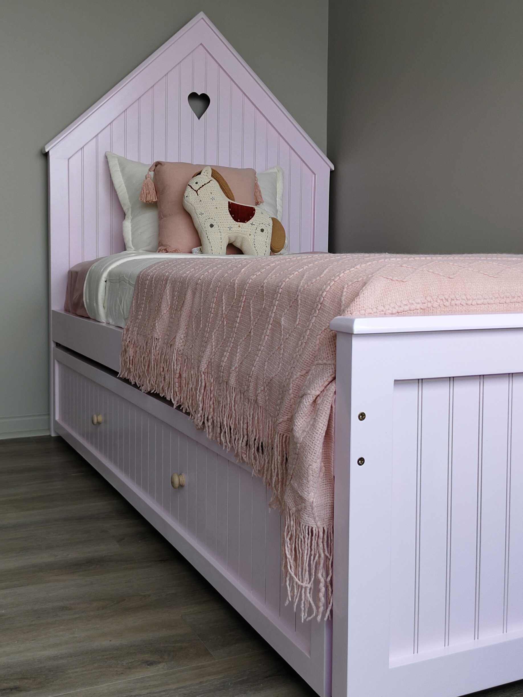 1000152283.jpg CAMA CASITA CON NIDO cama infantil de madera con baranda desmontable y espacio extra para dormir – Moblalesly - Imagen 1