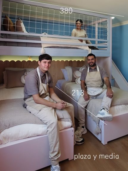 ELEVACIÓN GALAXY – CAMA ALTA TRIPLE CON ILUMINACIÓN, CAJONES Y ESPACIO DE JUEGO