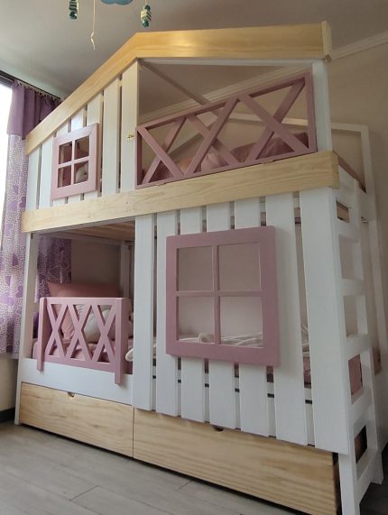 CAMAROTE CASITA COLONIAL – cama casita de madera con cajones y barandas desmontables (1 plaza o 1,5 plaza)