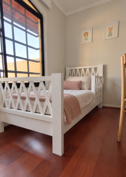 CAMA PARIS – cama de madera con baranda desmontable