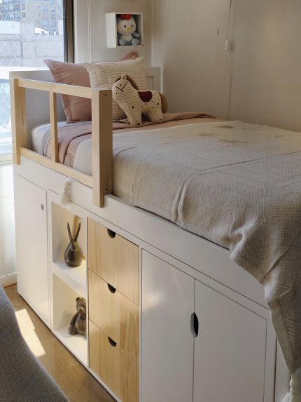CAMA SEMI ALTA P – Cama semi alta con cajones y almacenamiento.