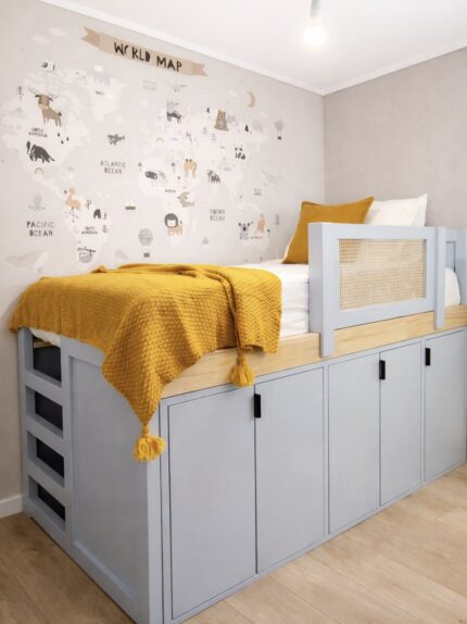 CAMA SEMI ALTA SANTIAGO-con baranda desmontable, bodega interna y almacenamiento ideal para niños o adolescentes